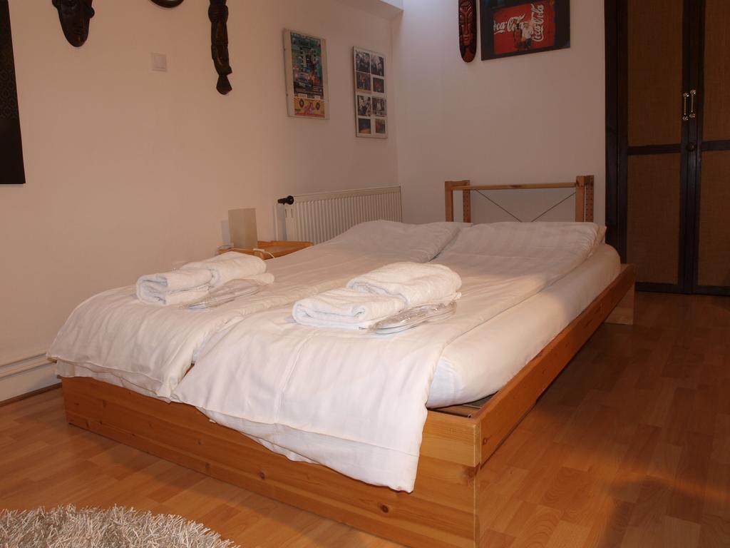 Attic Apartment City Center Praha Bagian luar foto